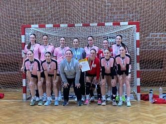 Az MSZC Mezőkövesdi Szent László Gimnázium és Közgazdasági Technikum leány csapata. (Fotó: Magánarchívum)