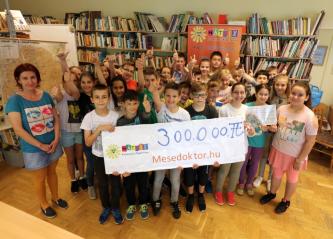 Osztálykirándulást adtak a mesedoktorok