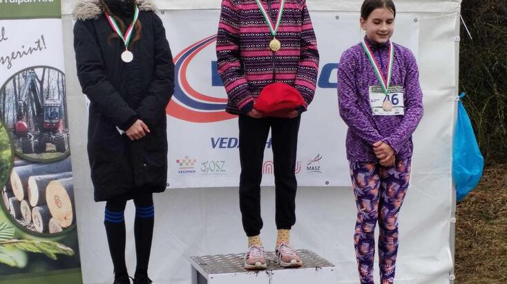 Pocsai Noémi Emese a szentgáli dobogó tetején.