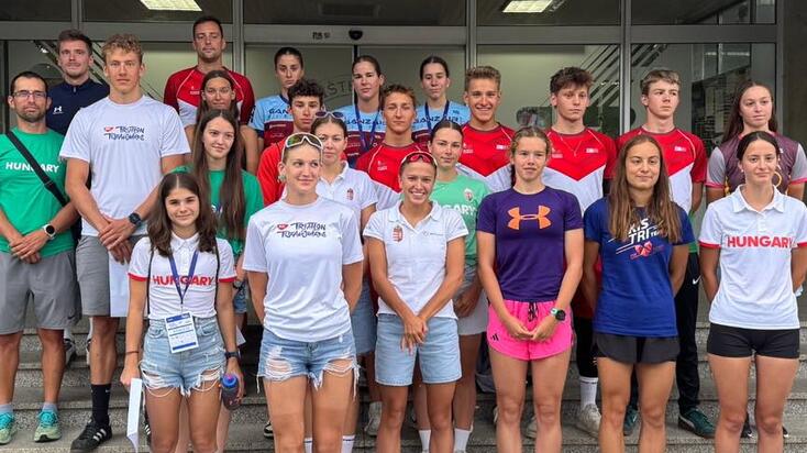 A zágrábi junior Európa-kupán indult magyar csapat a verseny előtt.