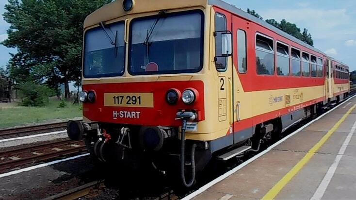 Hétvégi és május elsejei változások a vonatközlekedésben