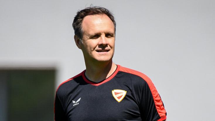 Távozik Vladimir Radenković